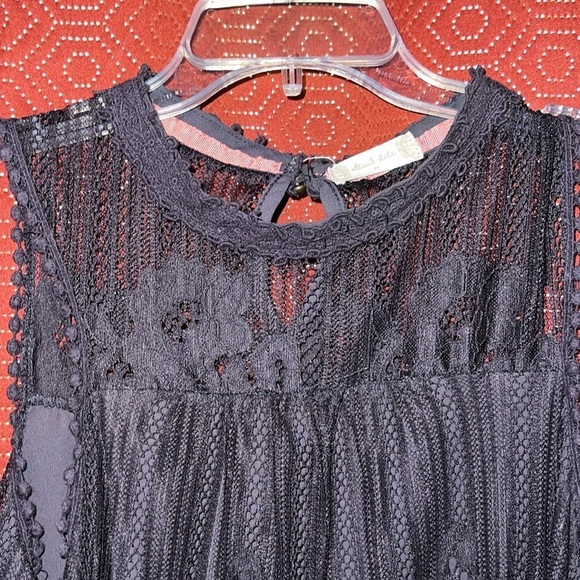 Altar’d State Black Lace-like Tank Top Lined M - Picture 5 of 9